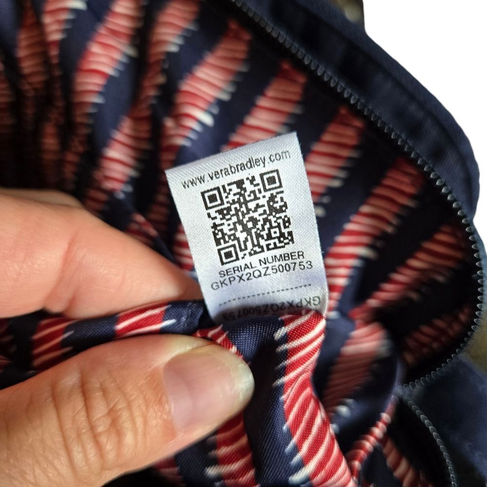 ❌️SOLD❌️ Vera Bradley Hipster Crossbody Bag - Classic Navy - Picture 12 of 12